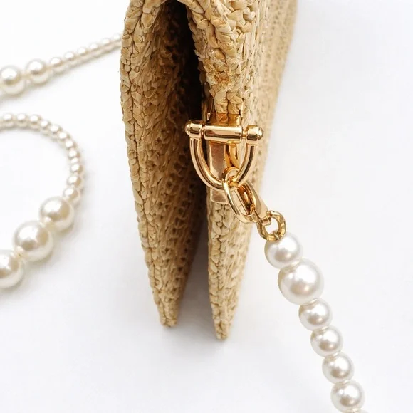 New Dior Pearl Chain Woven Clutch – Luxury Spring•Summer Bag GWP/VIP - Picture 6 of 10